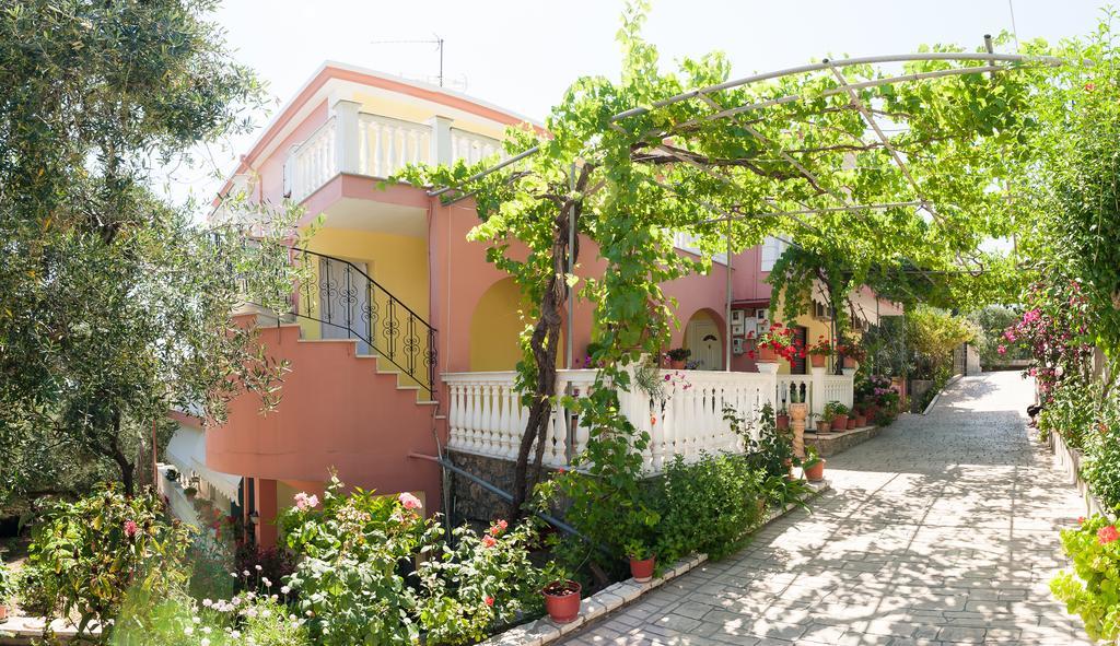 Nikolaou Thomas House Lägenhet Parga Exteriör bild